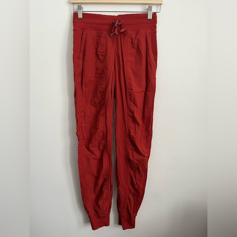 Lululemon Dance Studio Mid-Rise Jogger Full Length Cayenne Rust Orange US 2